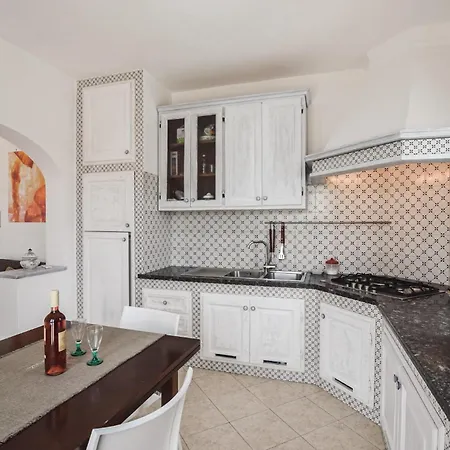 Gorgeous In Forio With Wifi Casa vacanze Ischia
