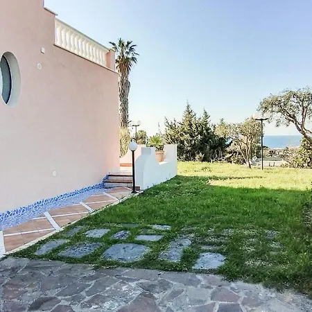 Casa vacanze Gorgeous In Forio With Wifi