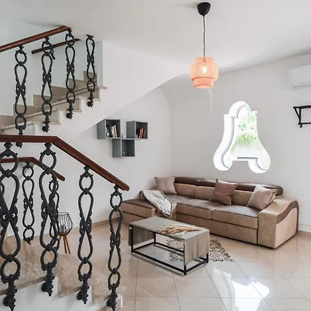 Gorgeous In Forio With Wifi Casa vacanze *