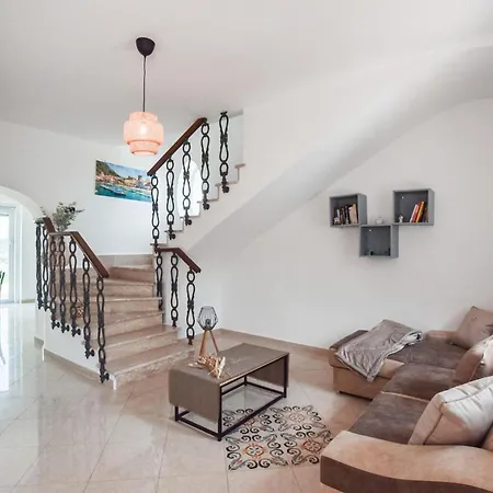 بيت للعطل Gorgeous In Forio With Wifi ايسكيا